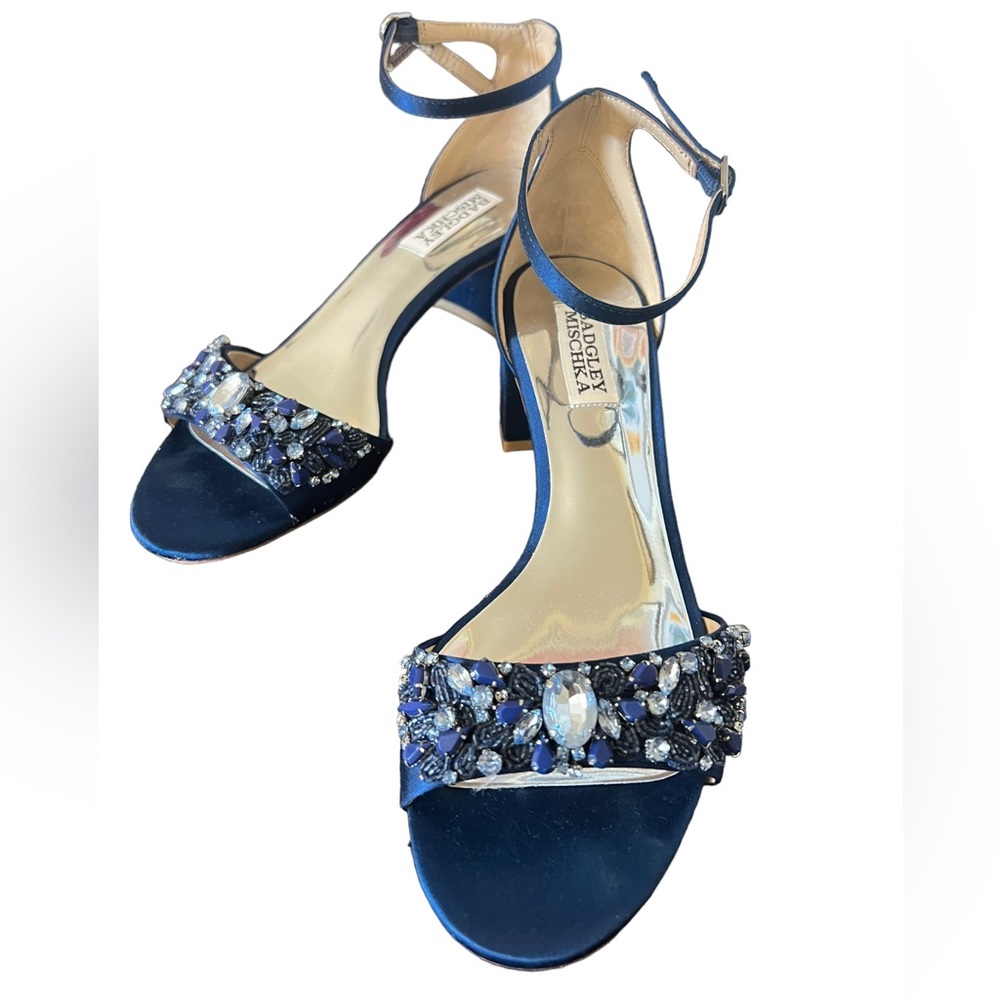 Badgley Mischka size 7.5 satin and gemstone special occasion shoe navy worn once